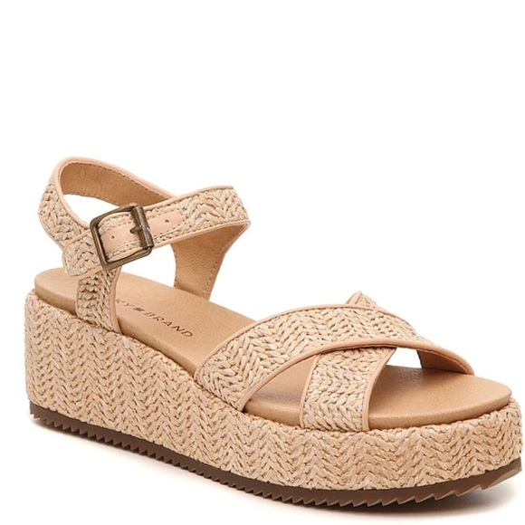 WAGOO WEDGE SANDAL - Picture 1 of 9